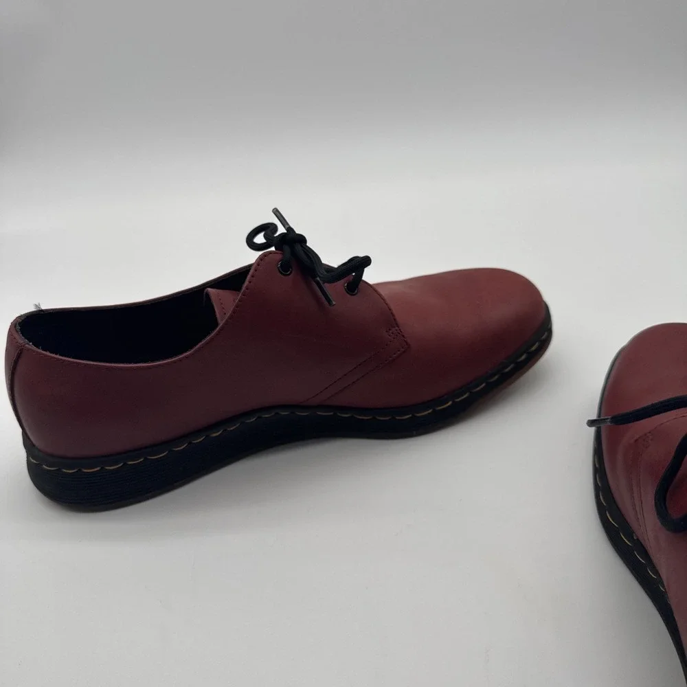 Dr. Martens product pair